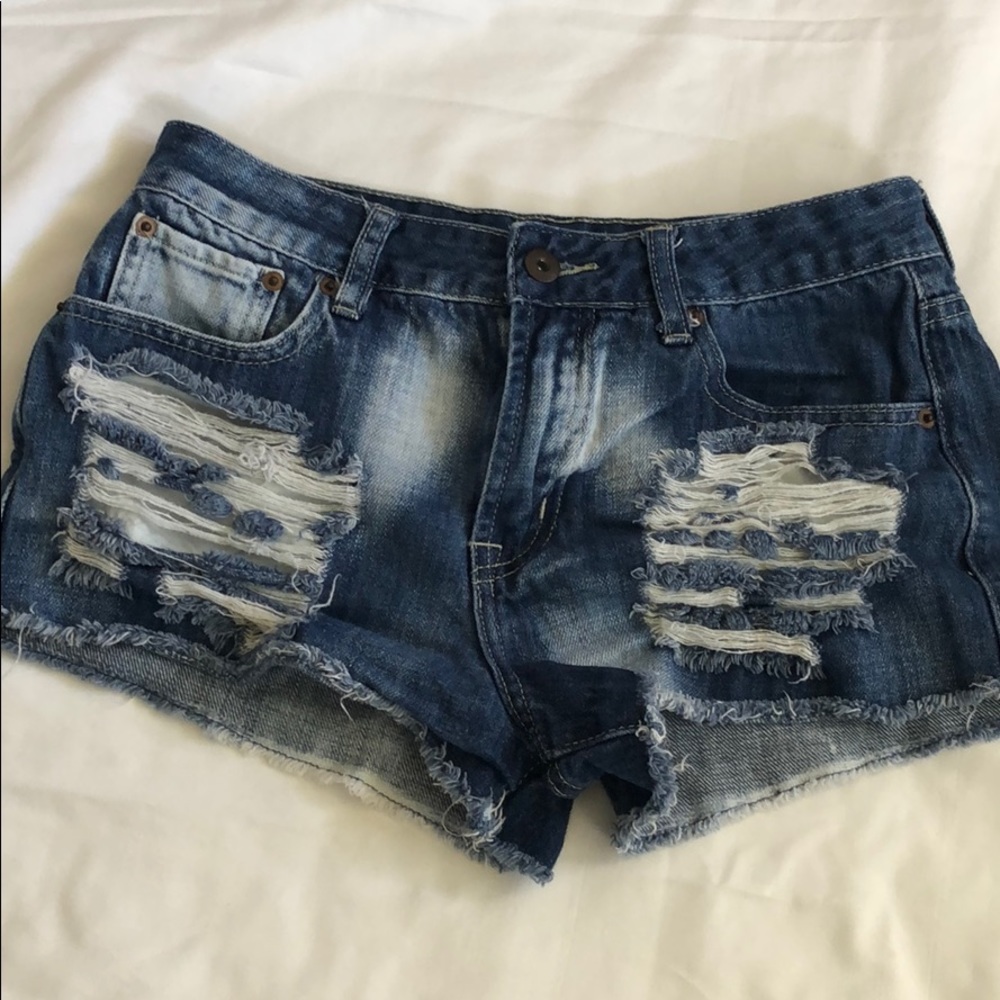 Distressed shorts